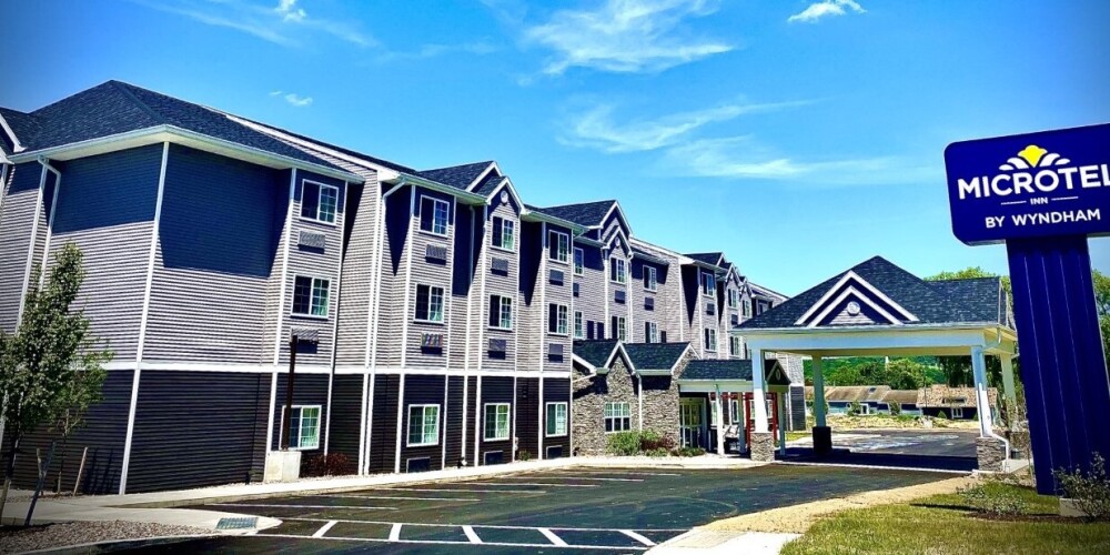 Microtel Inn & Suites